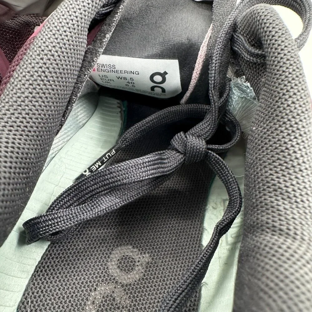 On Running Cloudflow Running Shoes in Mulberry/Mineral size 8.5 Women's - Picture 9 of 10